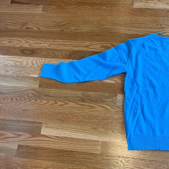 Free People Harmony Cashmere V Sweater in Grecian Sea Size XSmall NWT Defect - Picture 12 of 16